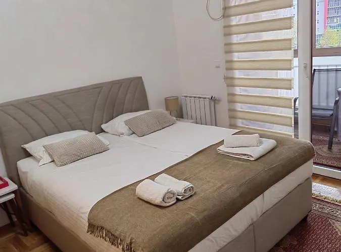 Lored Apartment