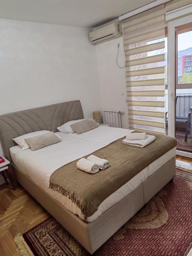 Lored Apartment *